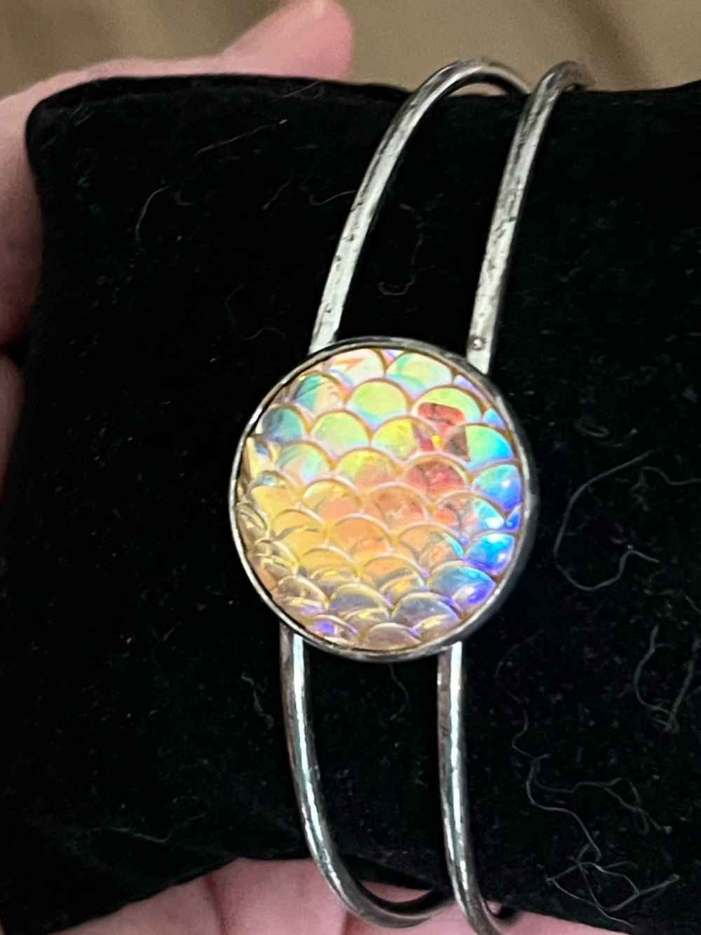 Silver Bangle Bracelet with Iridescent Mermaid Scale Accent - Pink/Gold